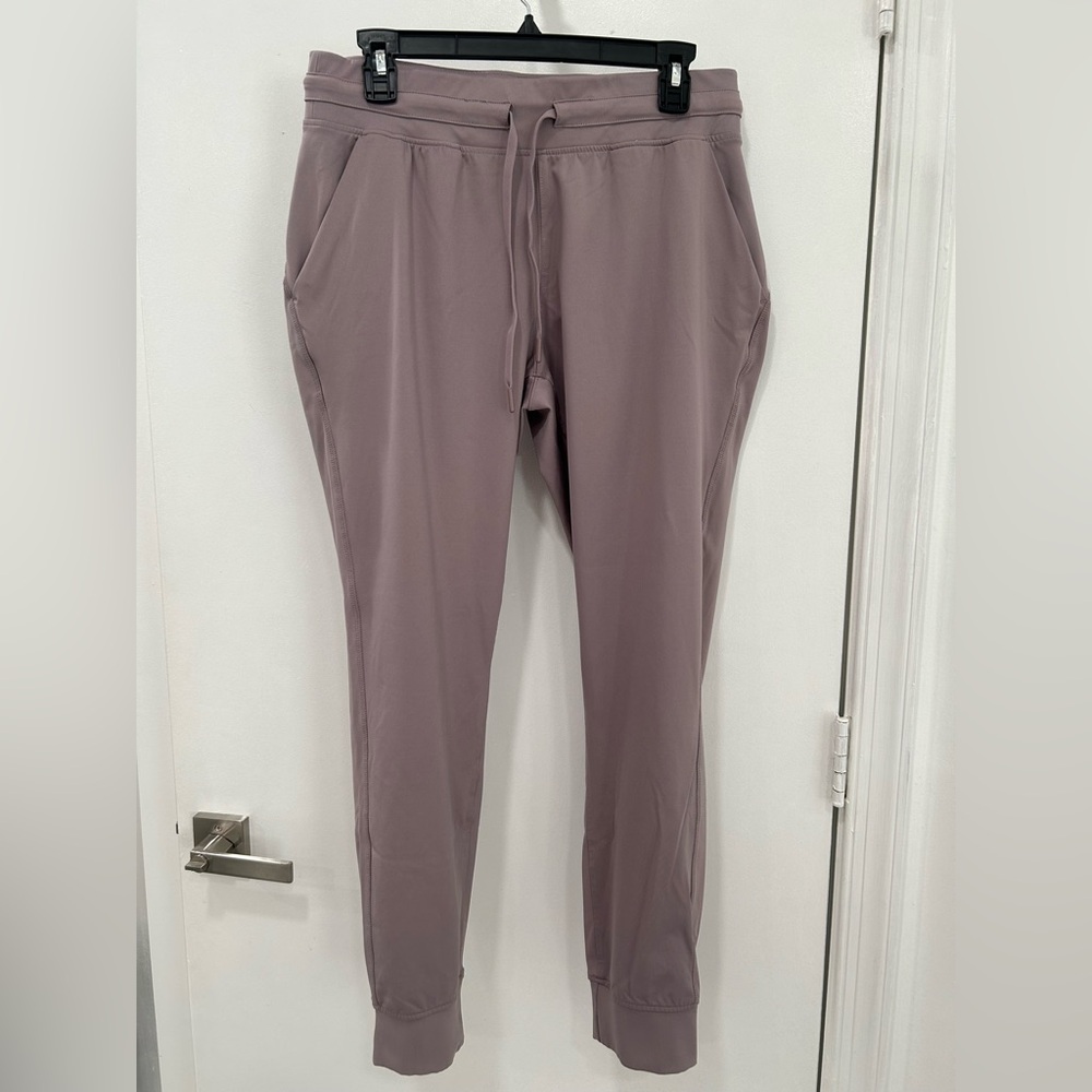 Elegant Lavender Women's Joggers